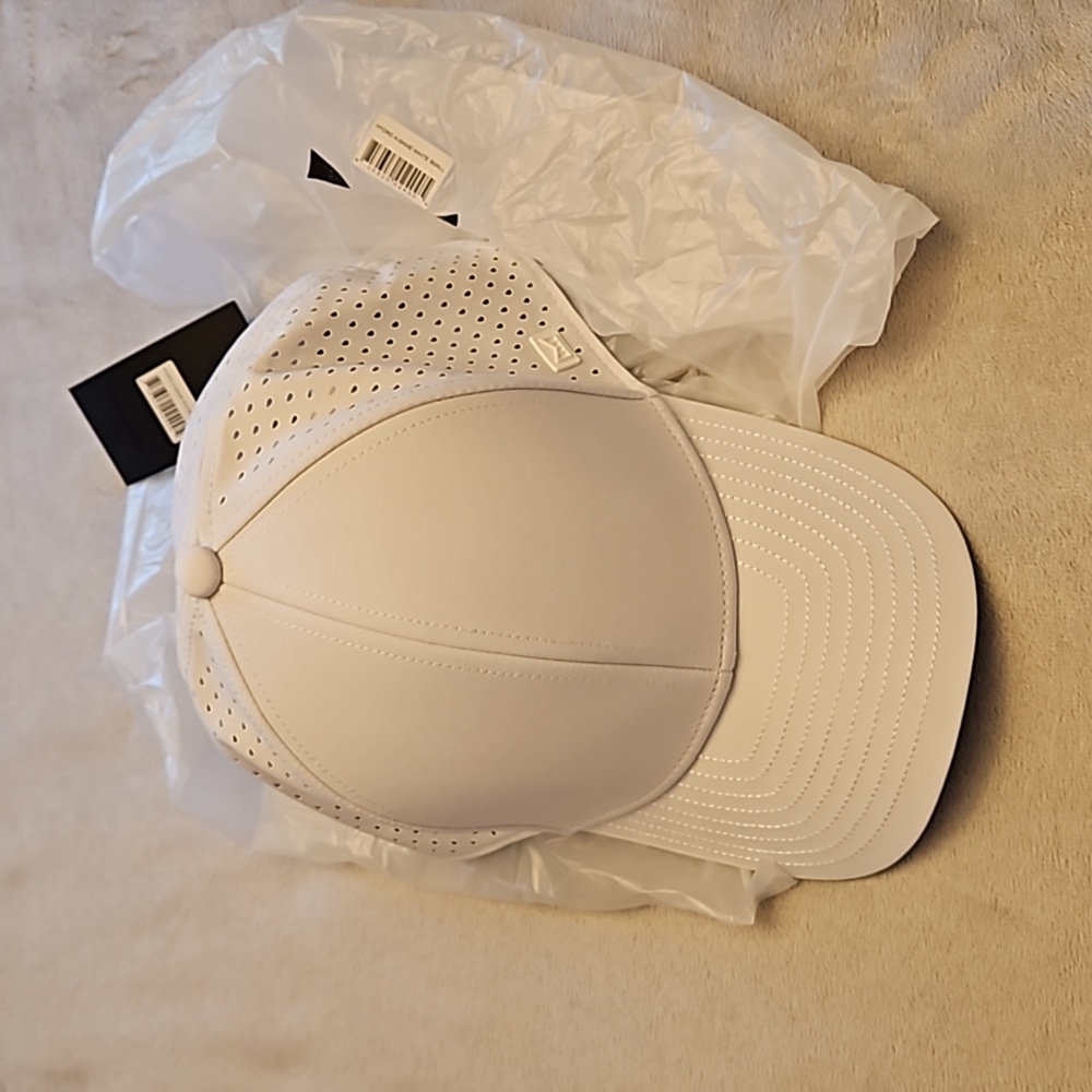 BN Melin Hydro hat, white, small